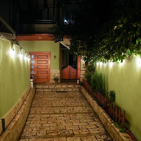 Near Center Apartamento Tirana